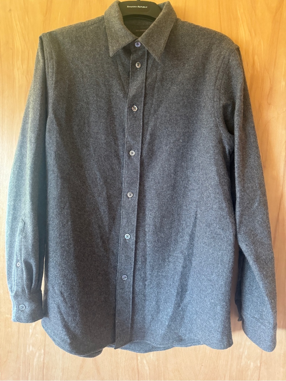 Banana Republic Gray 100% Cashmere dress shirt vintage y2k